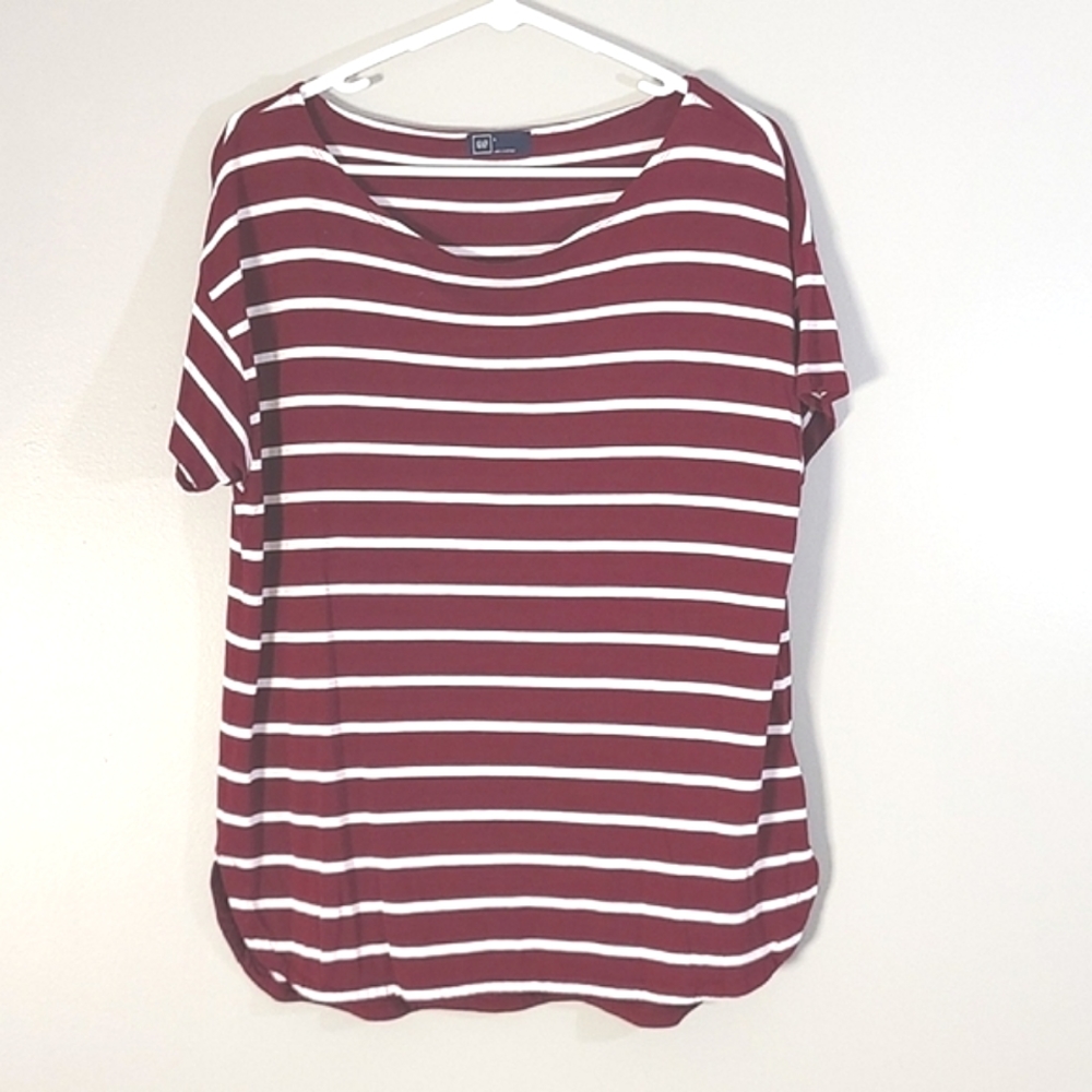 Gap striped tee, size L